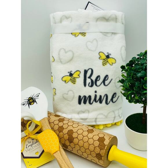 Bee Kitchenware Decor Bundle - Picture 4 of 4